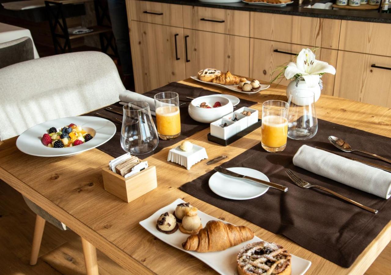 Aura Relais Hotel Urbino Luaran gambar