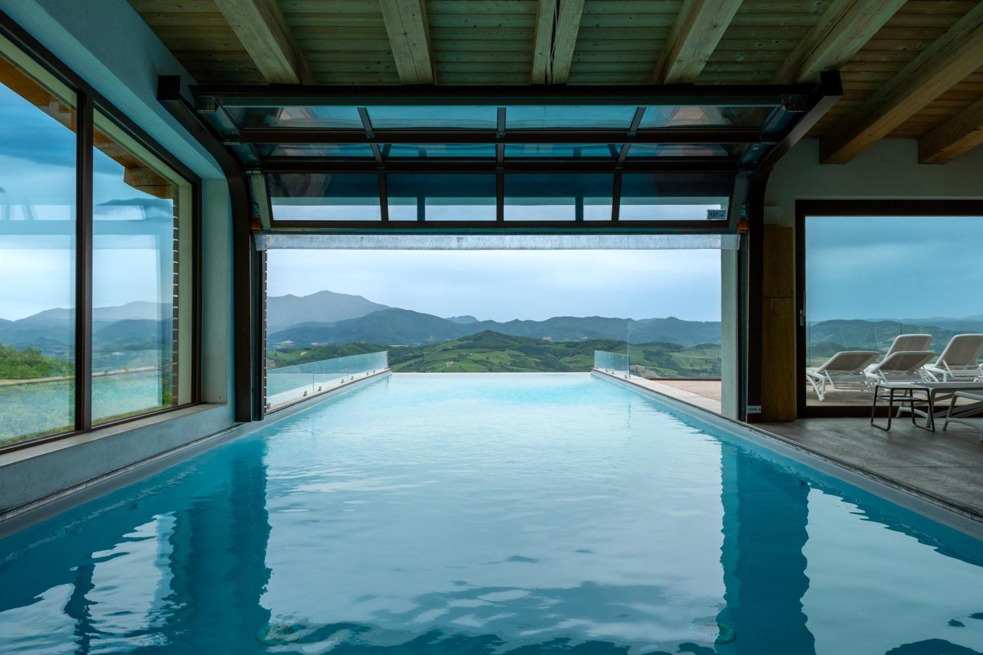 Aura Relais Hotel Urbino Luaran gambar