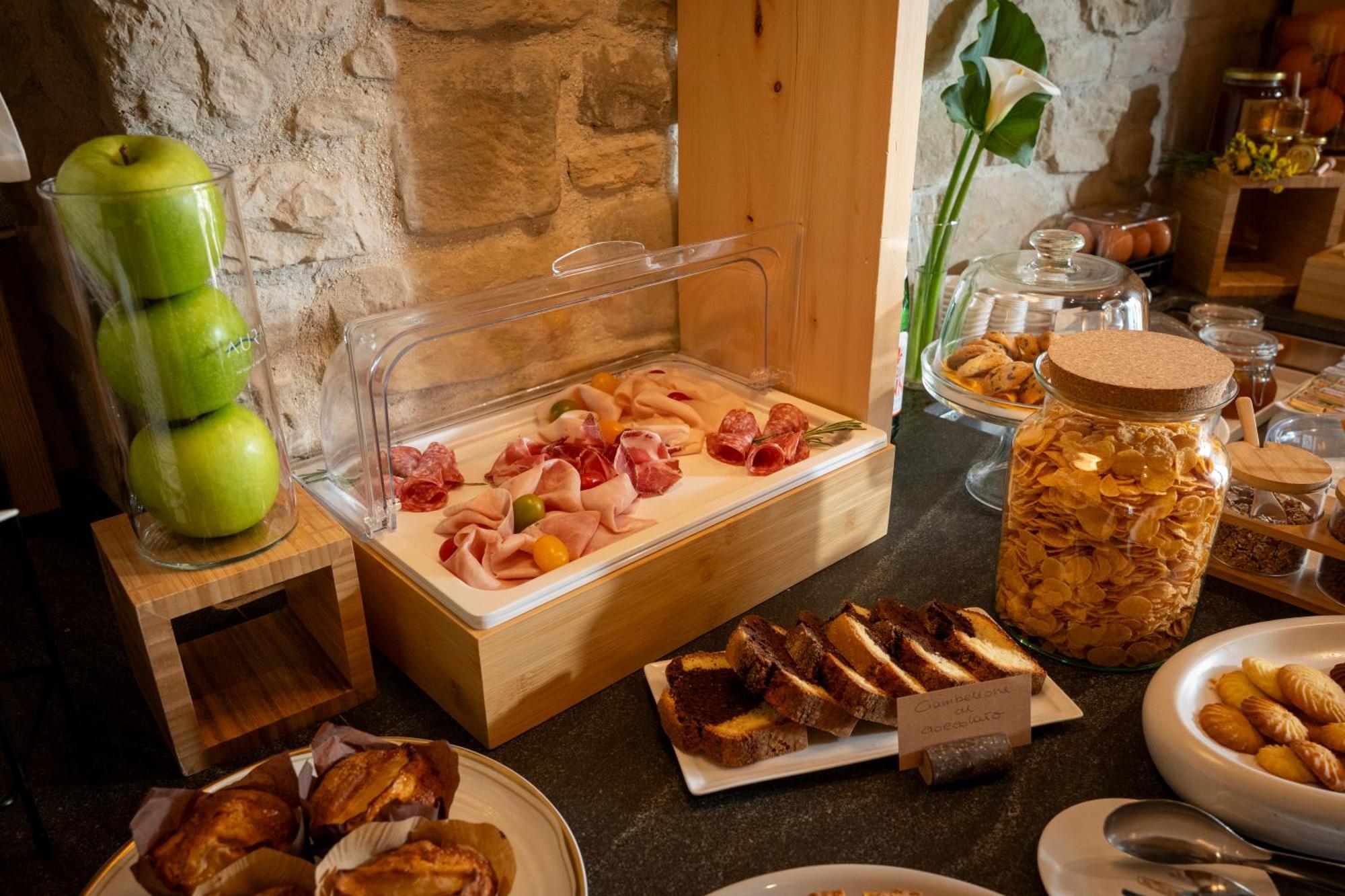 Aura Relais Hotel Urbino Luaran gambar