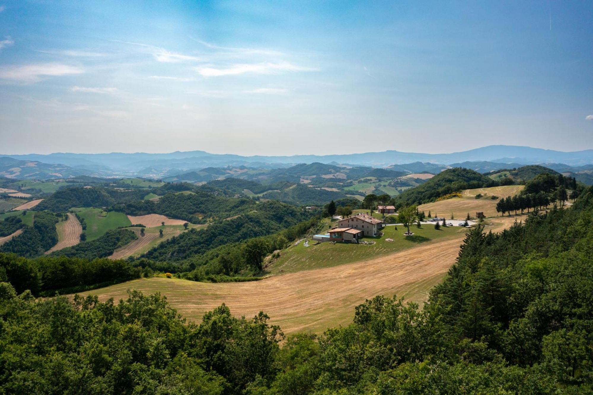 Aura Relais Hotel Urbino Luaran gambar